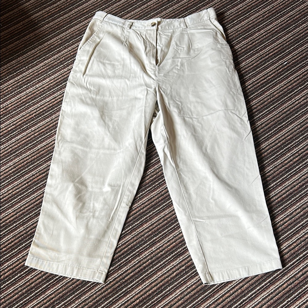 L.L. Bean Cream Ankle Cropped Pants Timeless Elegance